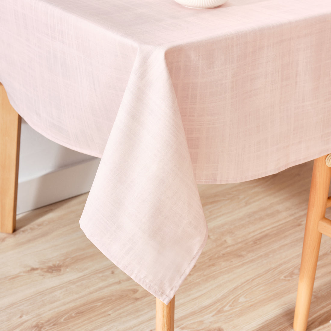 Stain-resistant tablecloth 0120-311