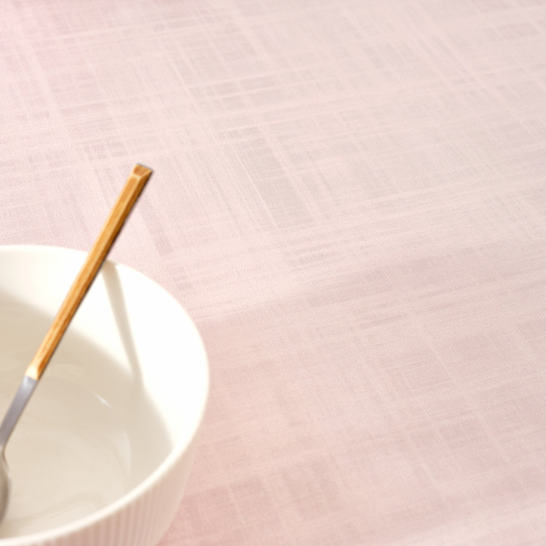 Stain-resistant tablecloth 0120-311