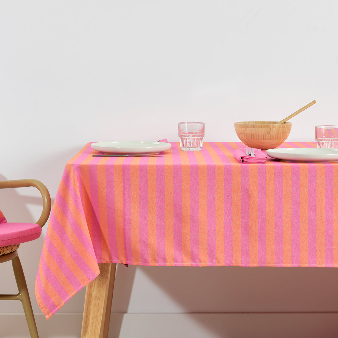 Maglia Stripe Fuchsia and Orange jacquard fabric tablecloth
