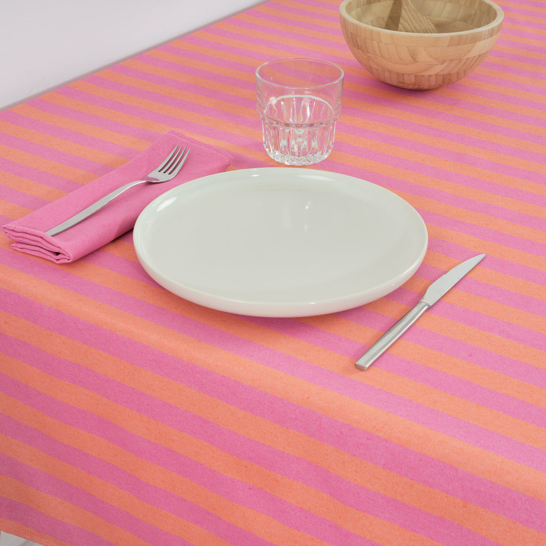 Maglia Stripe Fuchsia and Orange jacquard fabric tablecloth