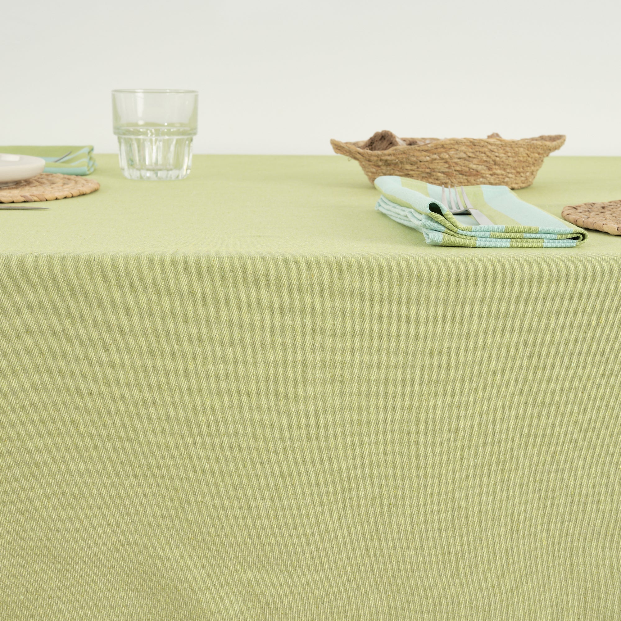 Mantel de tela jacquard Maglia Liso Pistacho