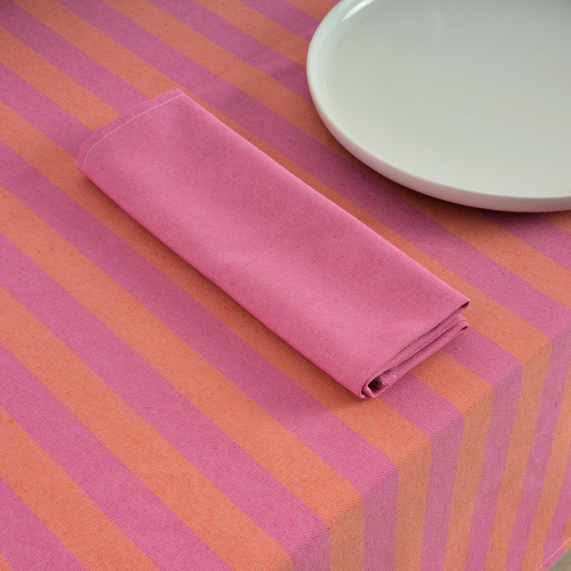 Pack 2 unidades servilletas Maglia Liso Fucsia 45x45 cm