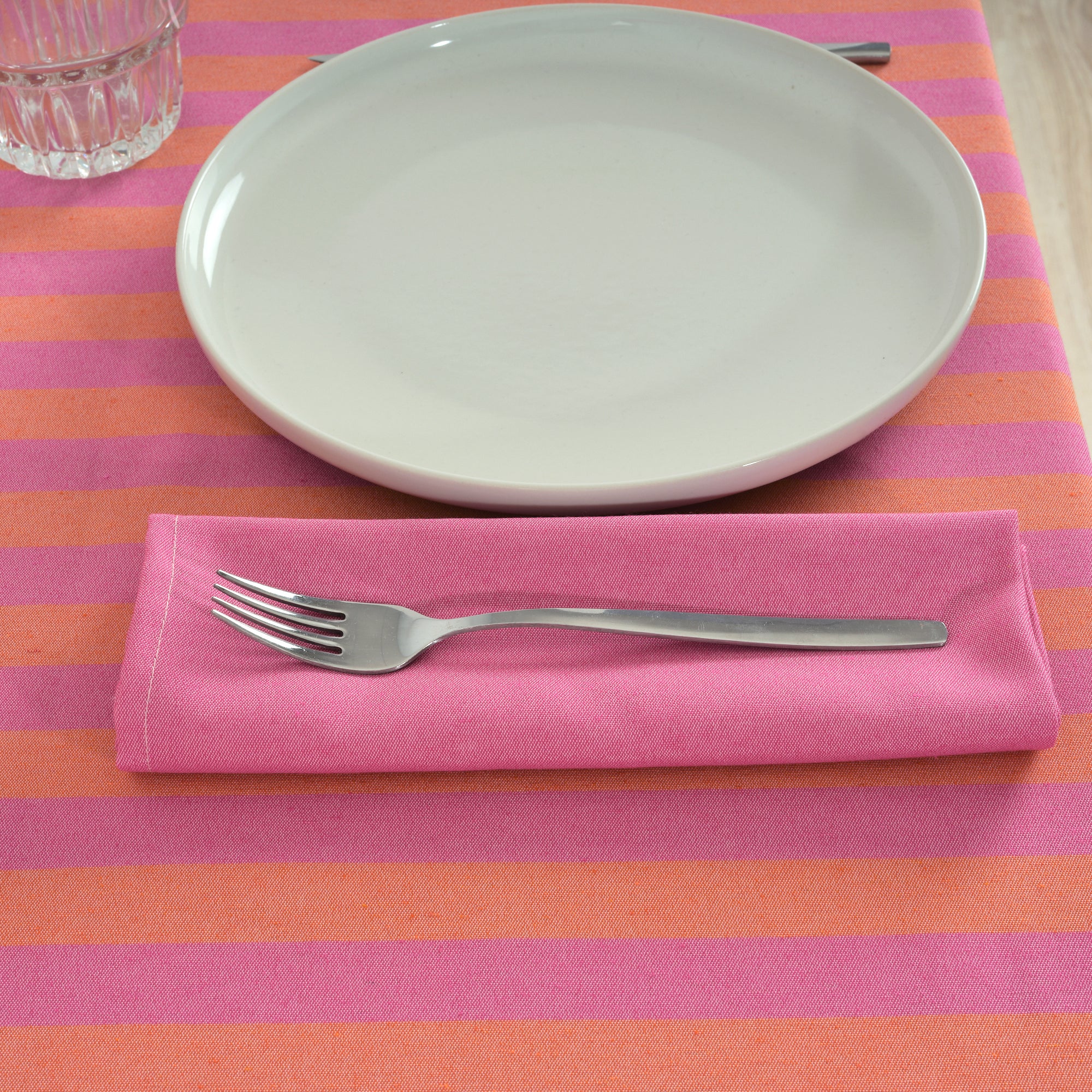 Pack 2 unidades servilletas Maglia Liso Fucsia 45x45 cm