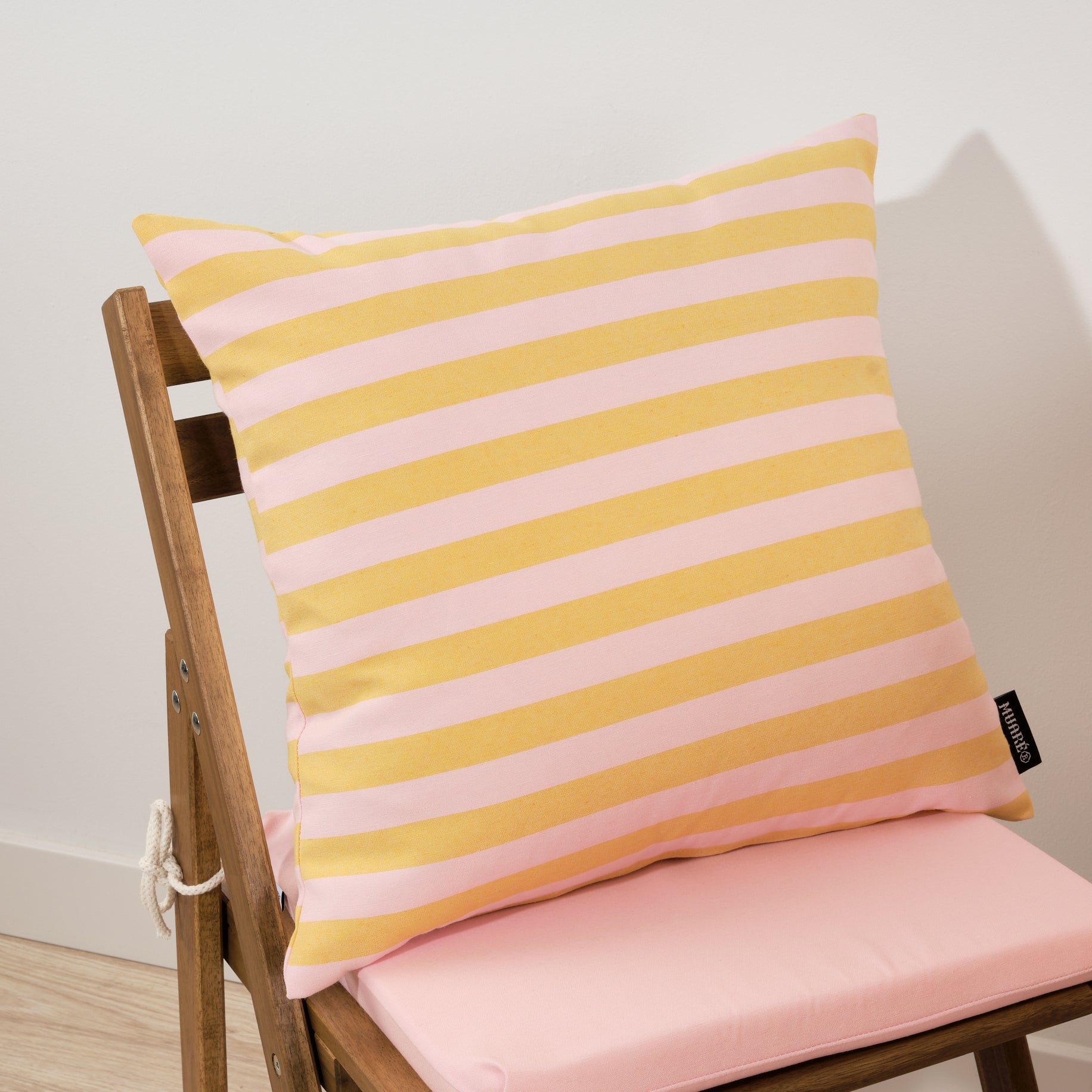 Funda de cojín Maglia Raya Rosa y Yema 50x50 cm
