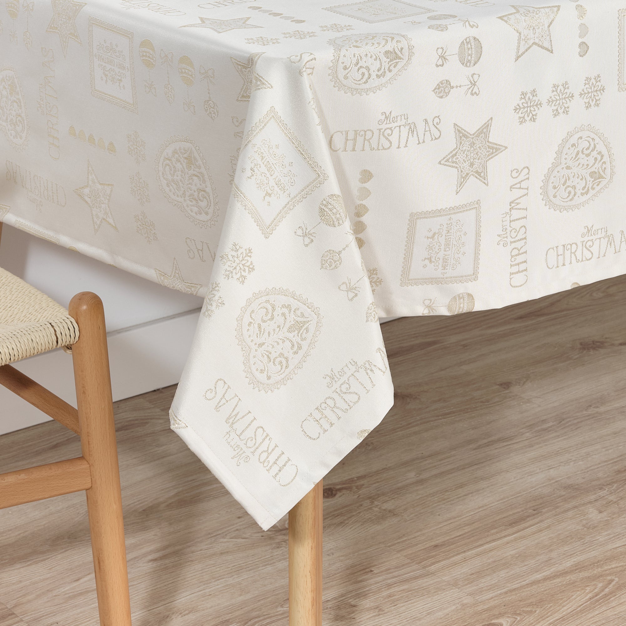 Mantel de tela jacquard hilo dorado PSC4732A