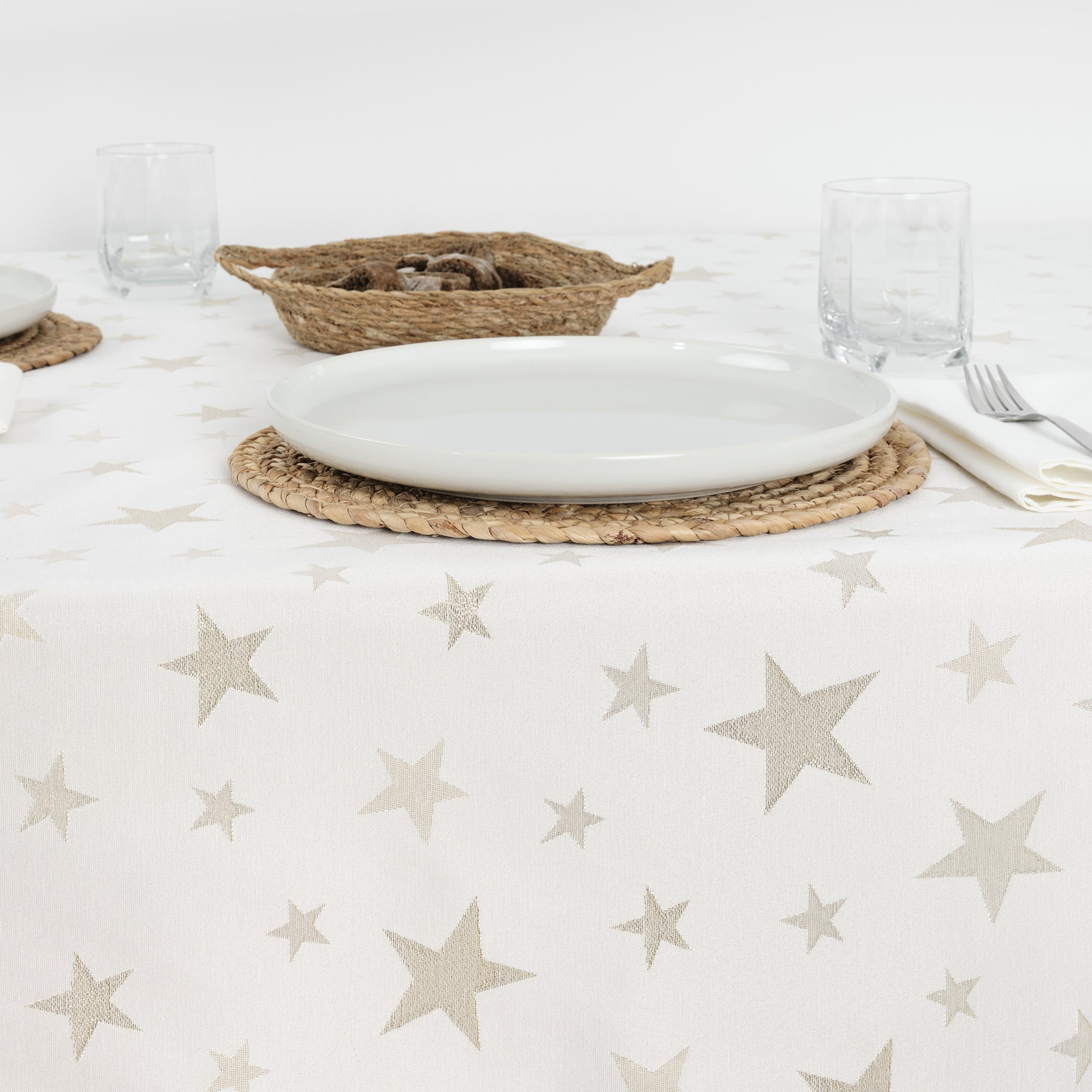 Mantel de tela jacquard hilo dorado PSC4736A