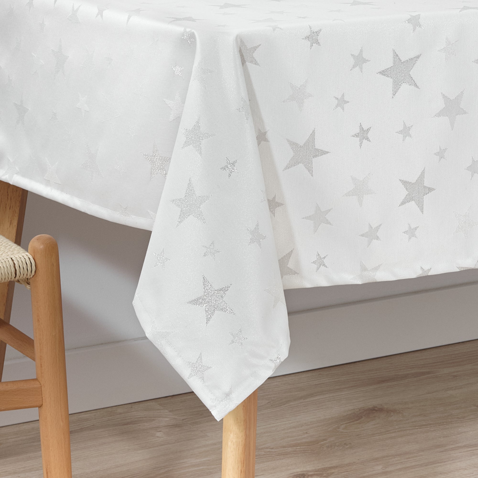 Mantel de tela jacquard hilo plateado PSC4736A