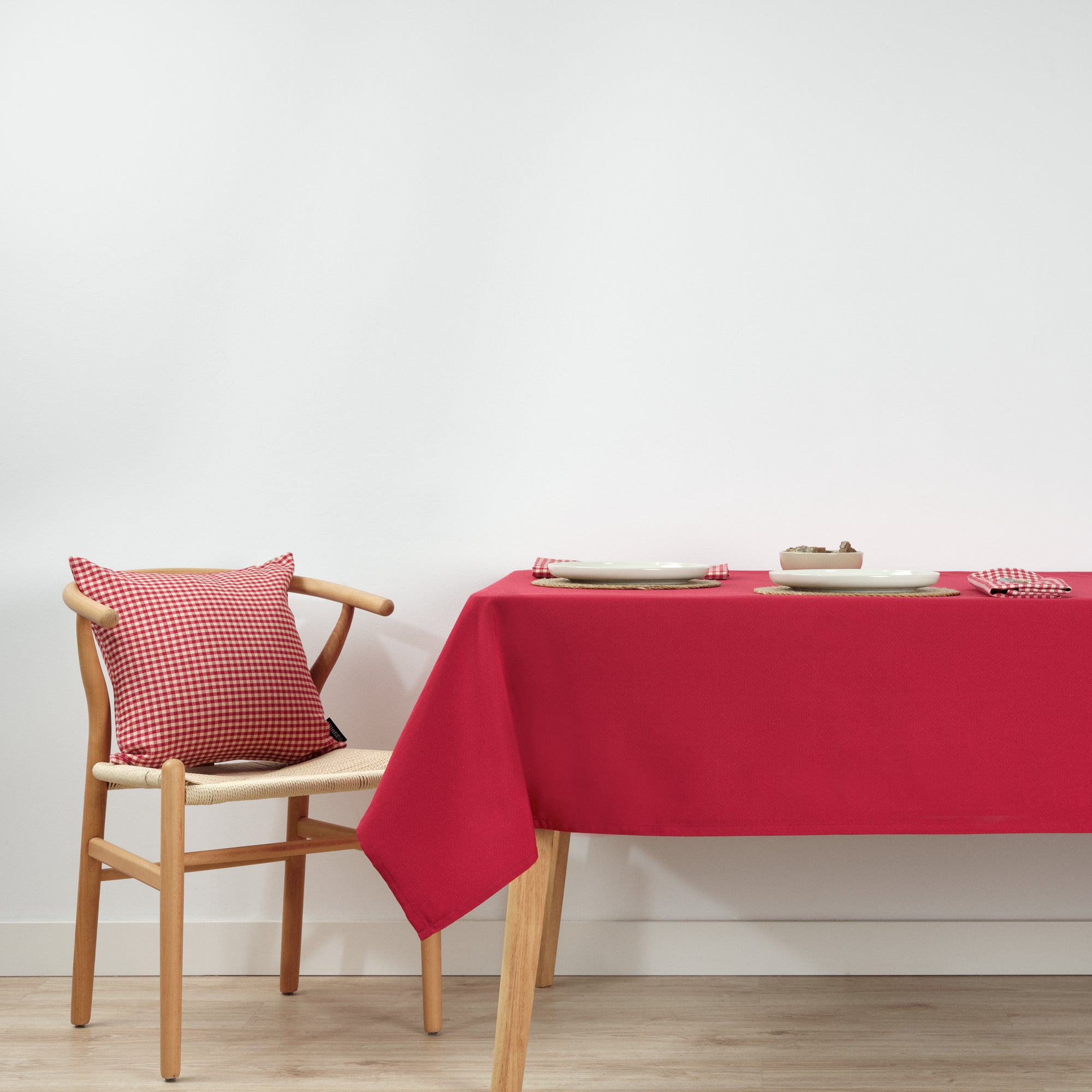 Mantel antimanchas reversible jacquard LISO ROJO