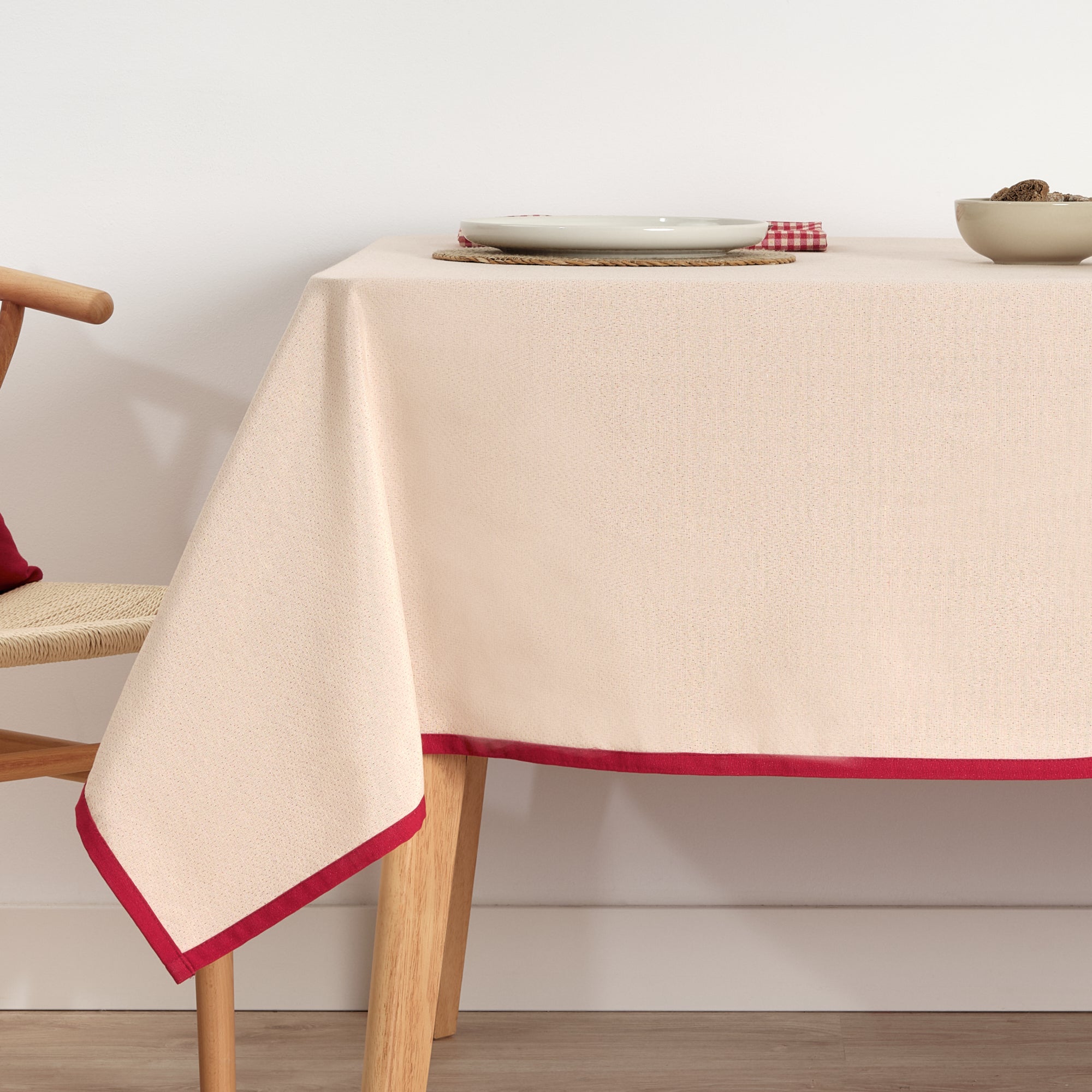 Mantel antimanchas reversible jacquard LISO ROJO