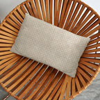 Cojín resinado con relleno Plumeti blanco 30x50 cm