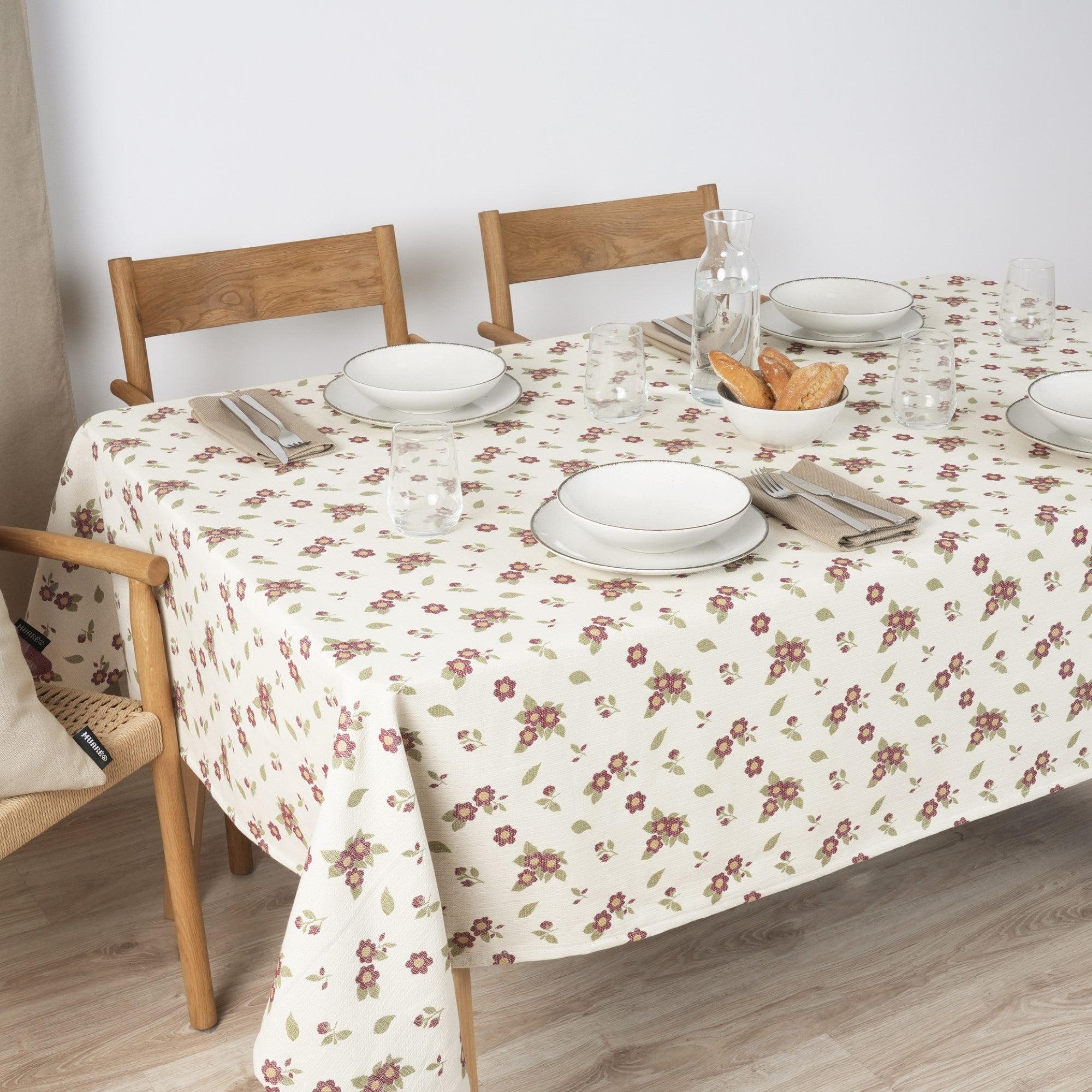 Mantel jacquard antimanchas Flor Grande Granate