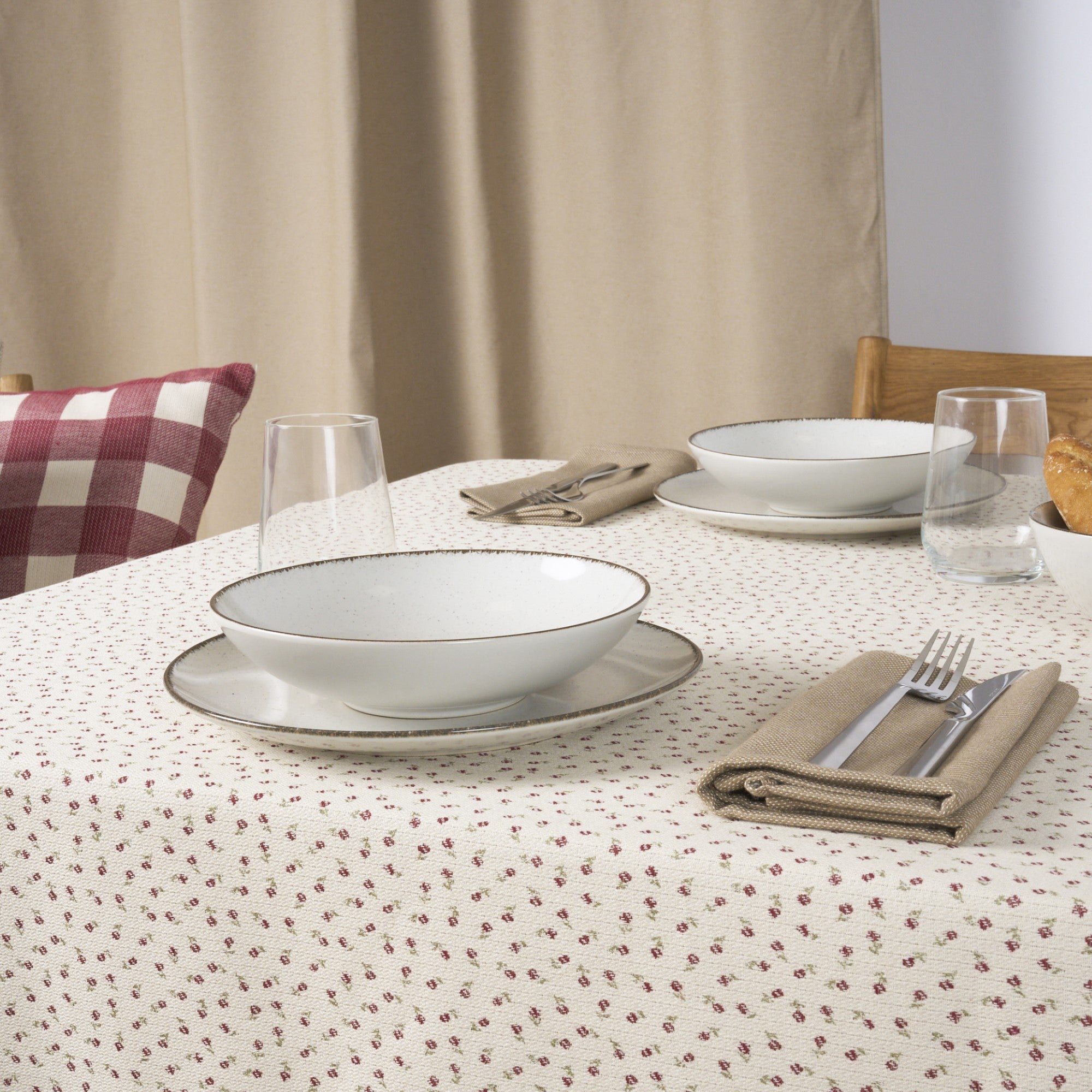 Mantel jacquard antimanchas Flor Pequeña Granate