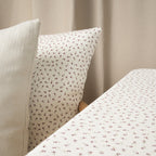 Mantel jacquard antimanchas Flor Pequeña Granate