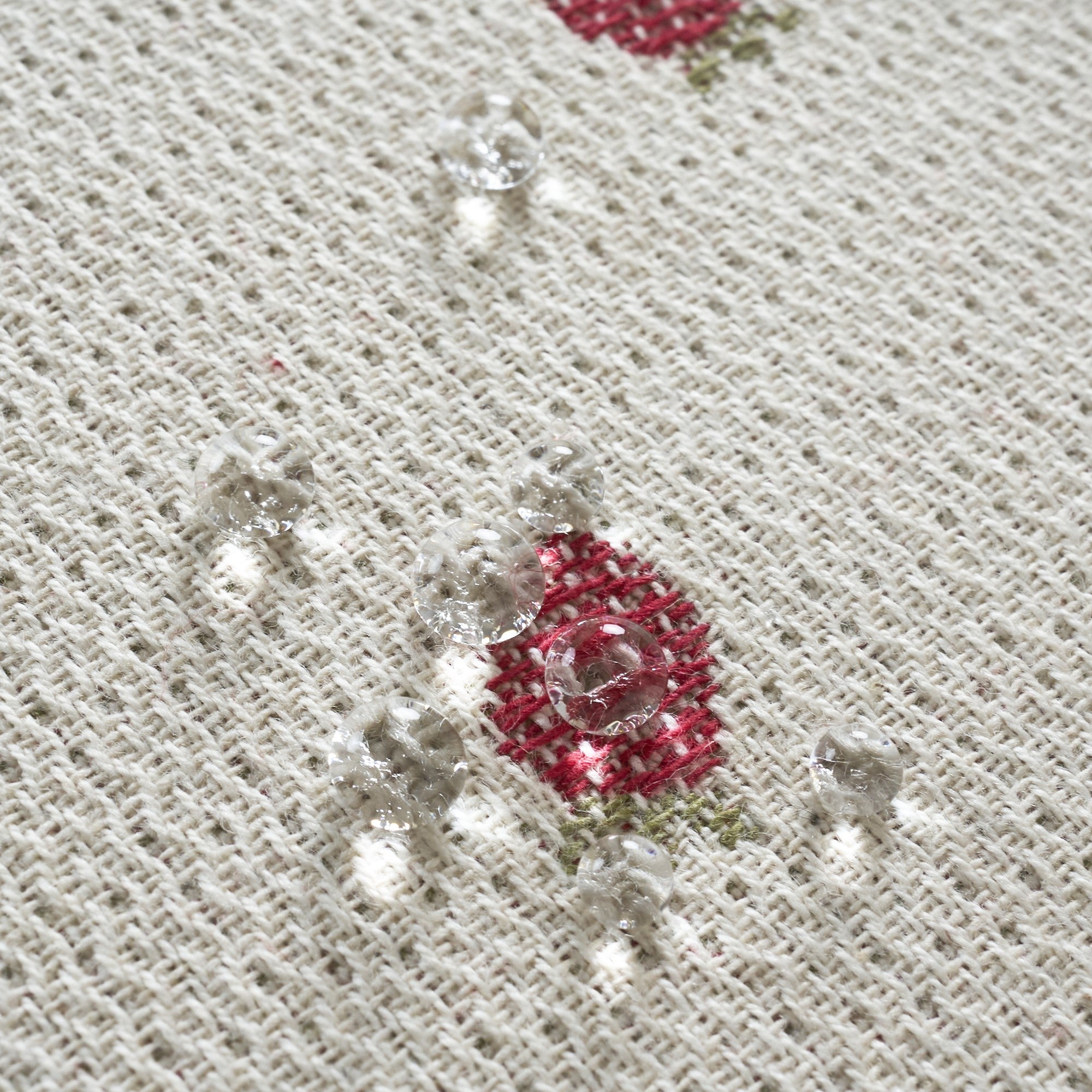 Mantel jacquard antimanchas Fresas