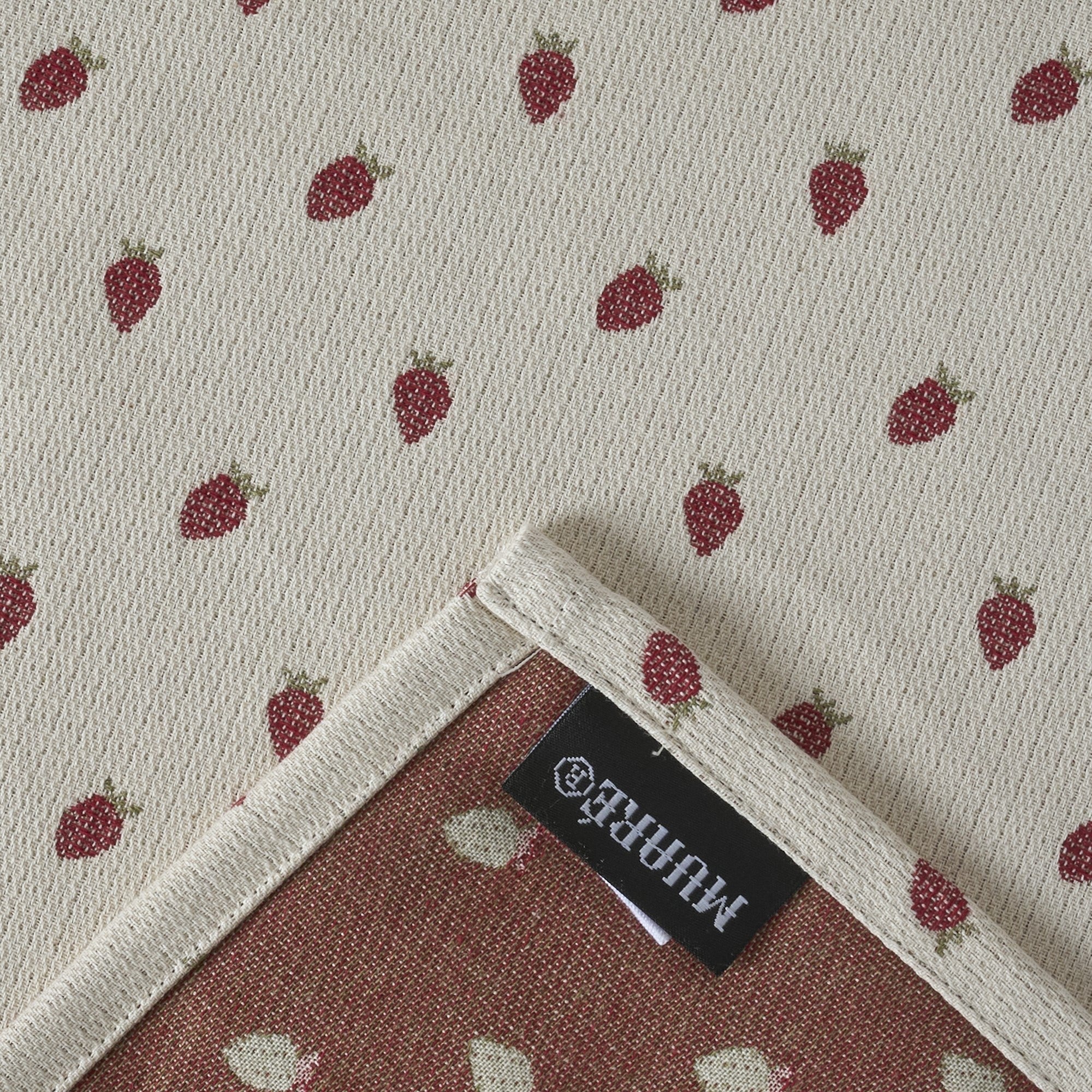 Mantel jacquard antimanchas Fresas