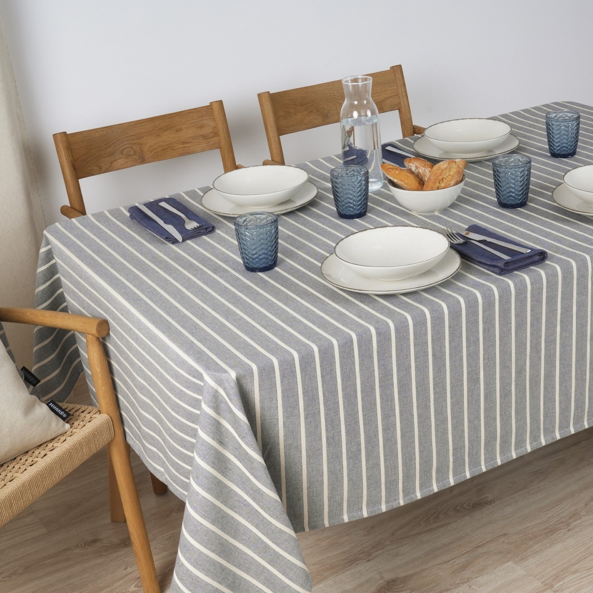 Mantel jacquard antimanchas Rayas Azulon Fc