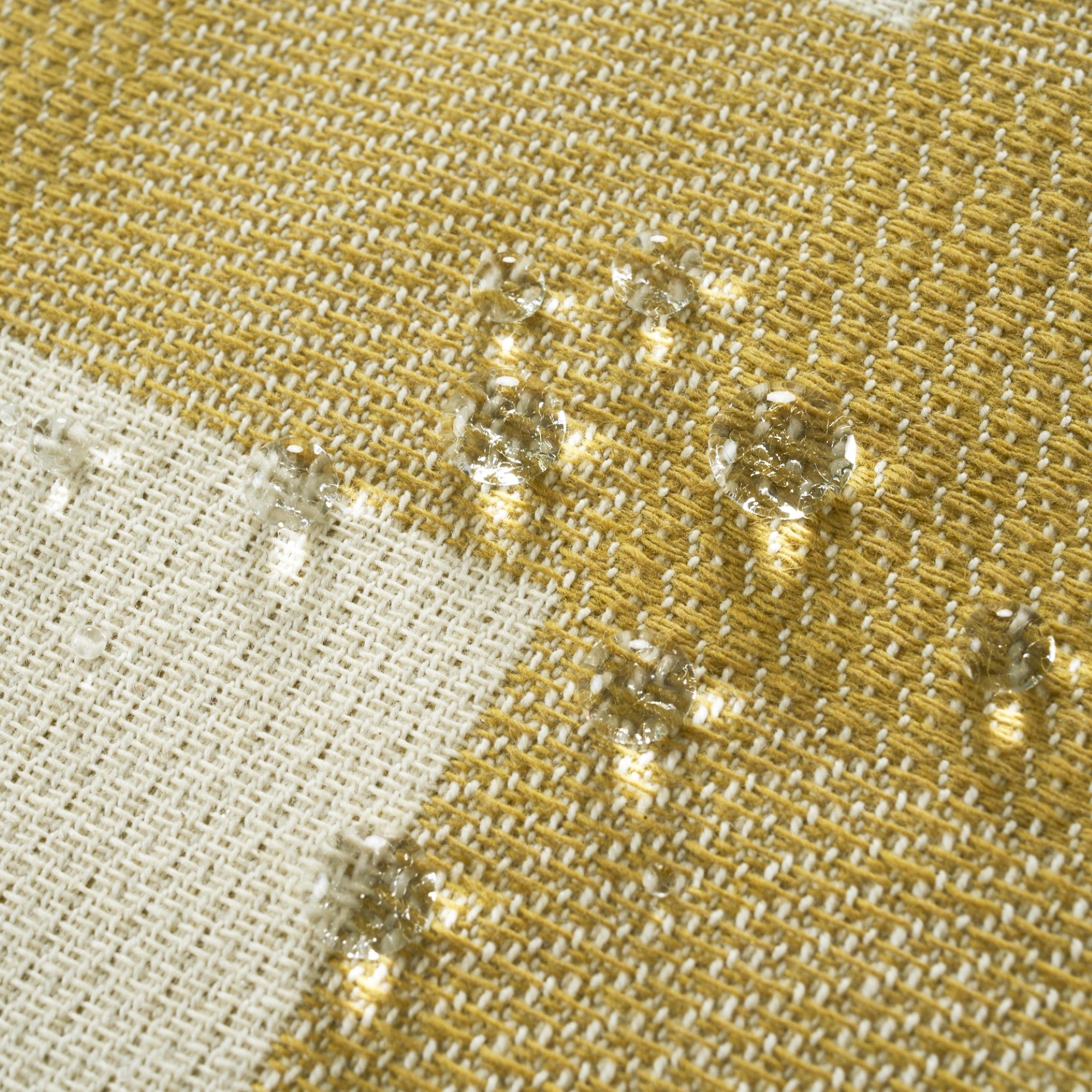 Mantel jacquard antimanchas Vichy Grande Amber Gold
