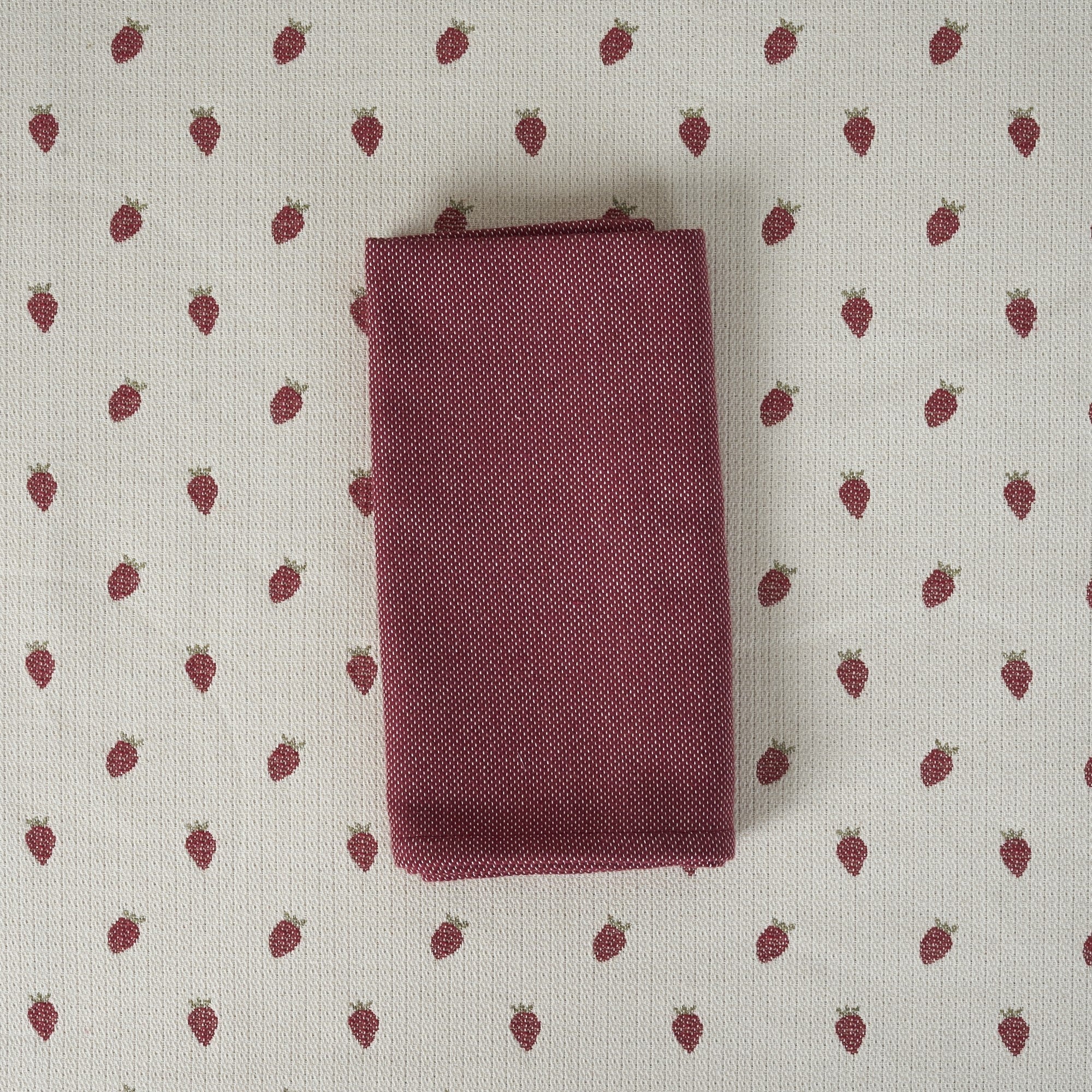 Pack 2 unidades servilletas jacquard Massaic Granate 43x43 cm