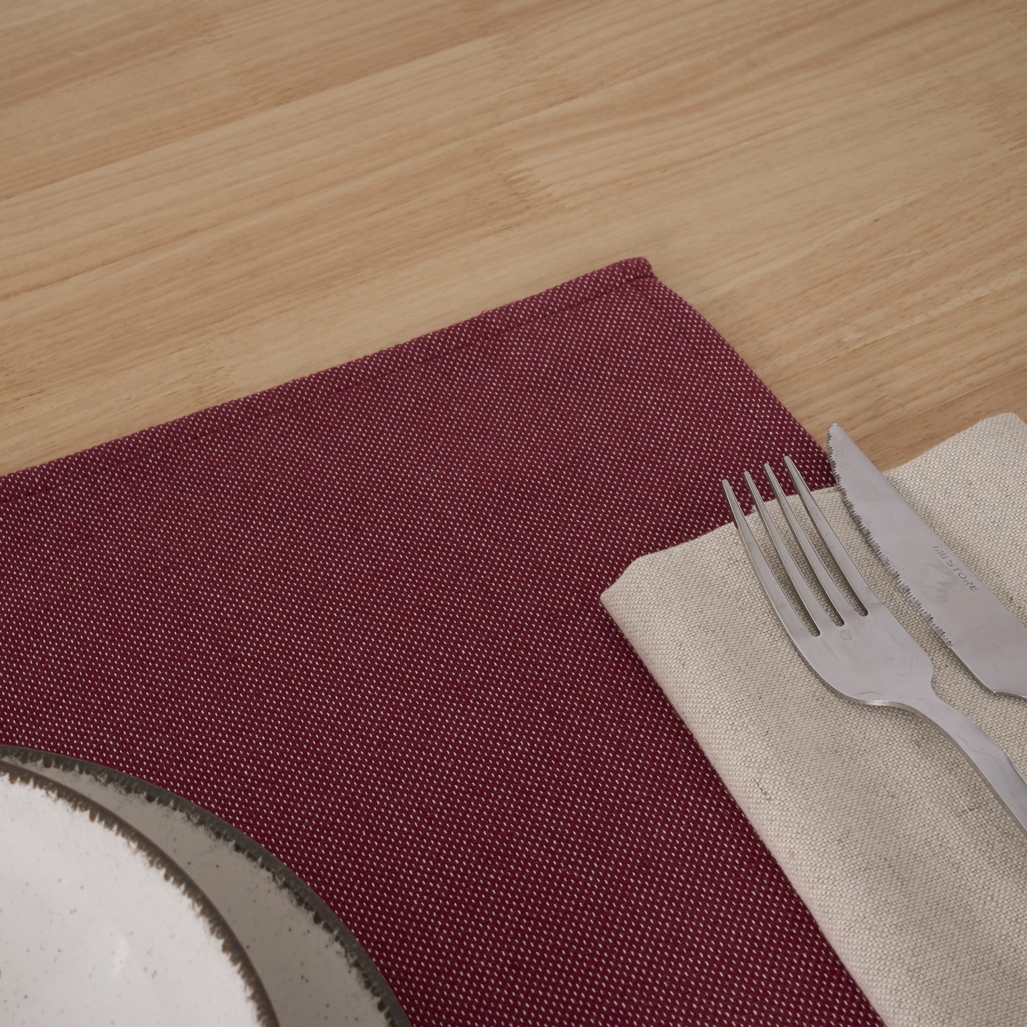 Mantel individual jacquard pack 2 unidades Massaic Granate 35x50 cm