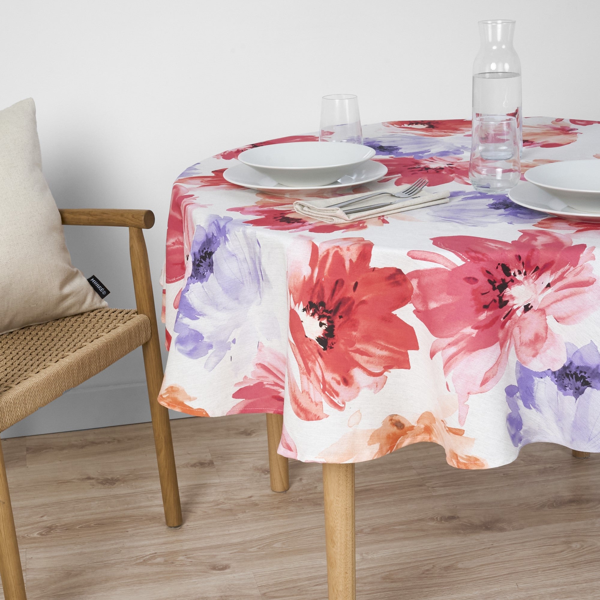 Mantel redondo resinado antimanchas Big Flowers 7 Fucsia