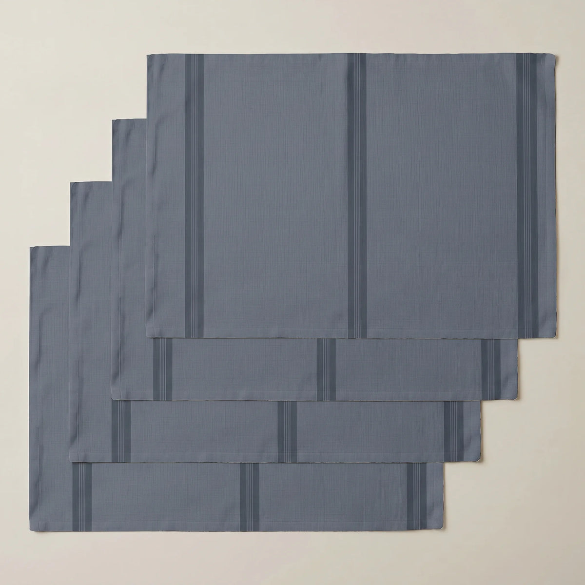 Mantel individual antimanchas pack 4 unidades Nua Azul Claro