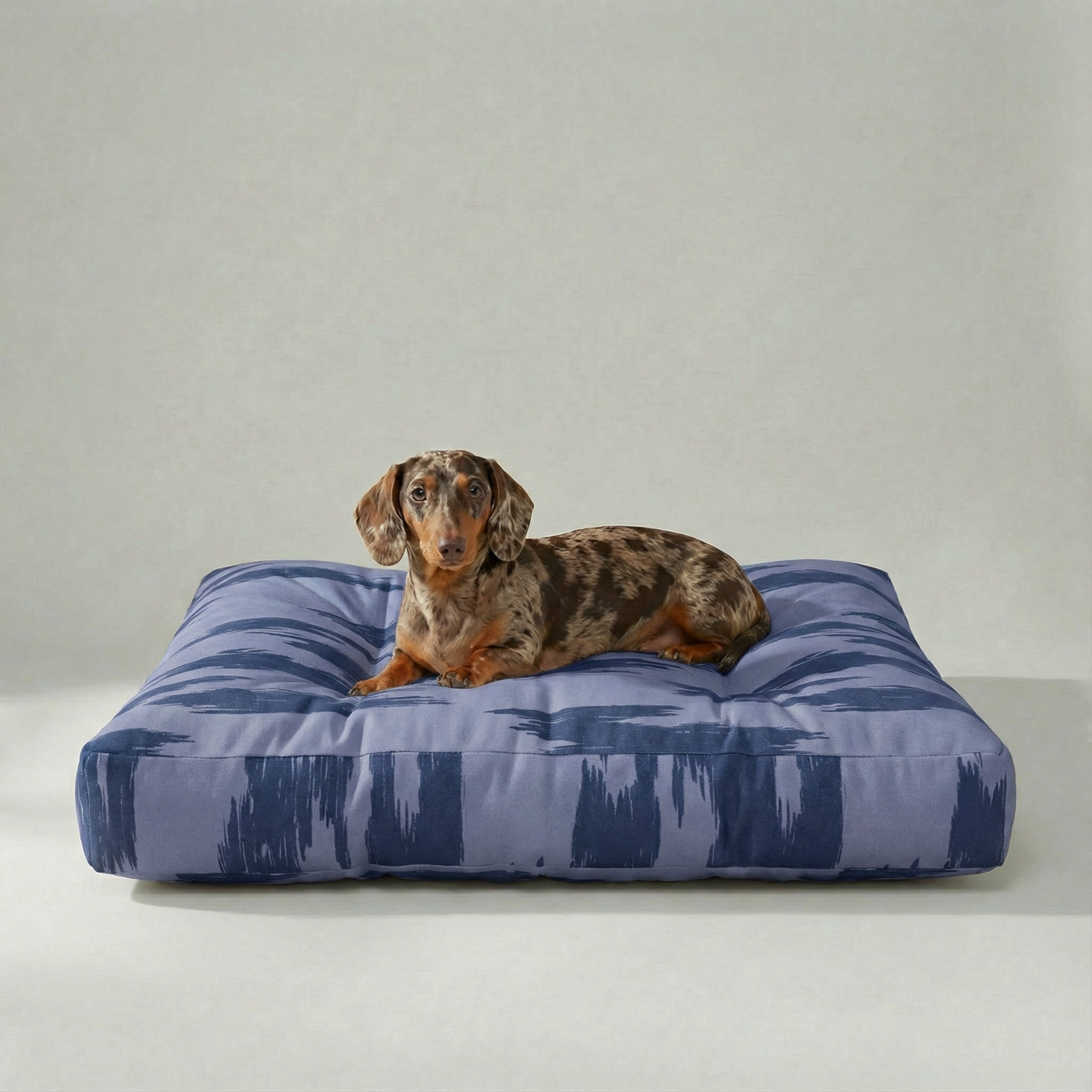 Cama para mascota gruesa y acolchada con acabado antimanchas Mahón Azul Marino