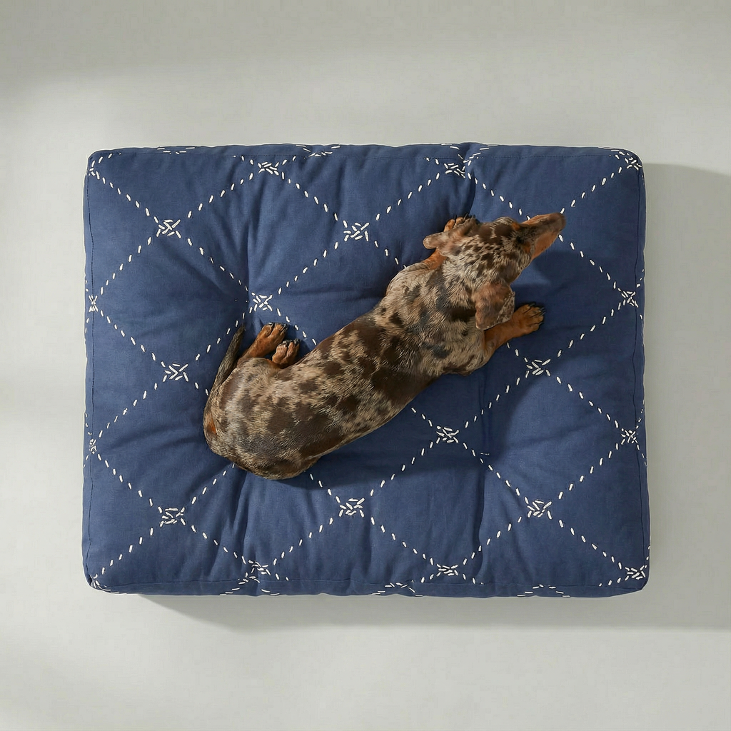 Cama para mascota gruesa y acolchada con acabado antimanchas Benicassim Marino