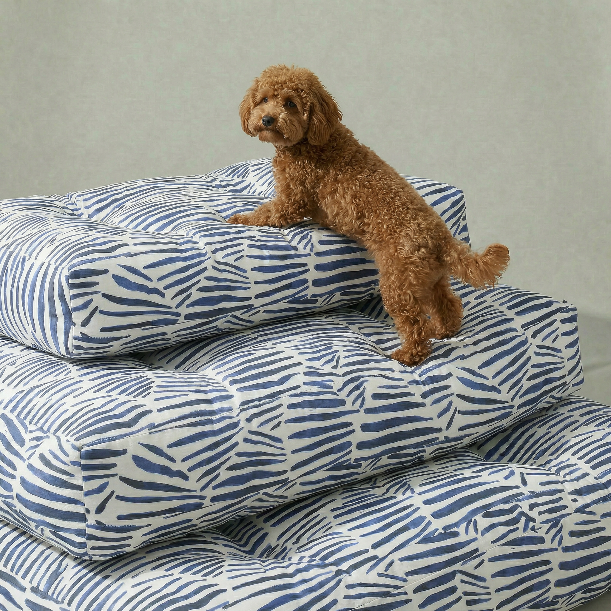 Cama para mascota gruesa y acolchada con acabado antimanchas Gavina