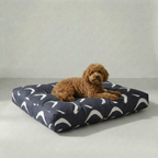 Cama para mascota gruesa y acolchada con acabado antimanchas Calella Azul
