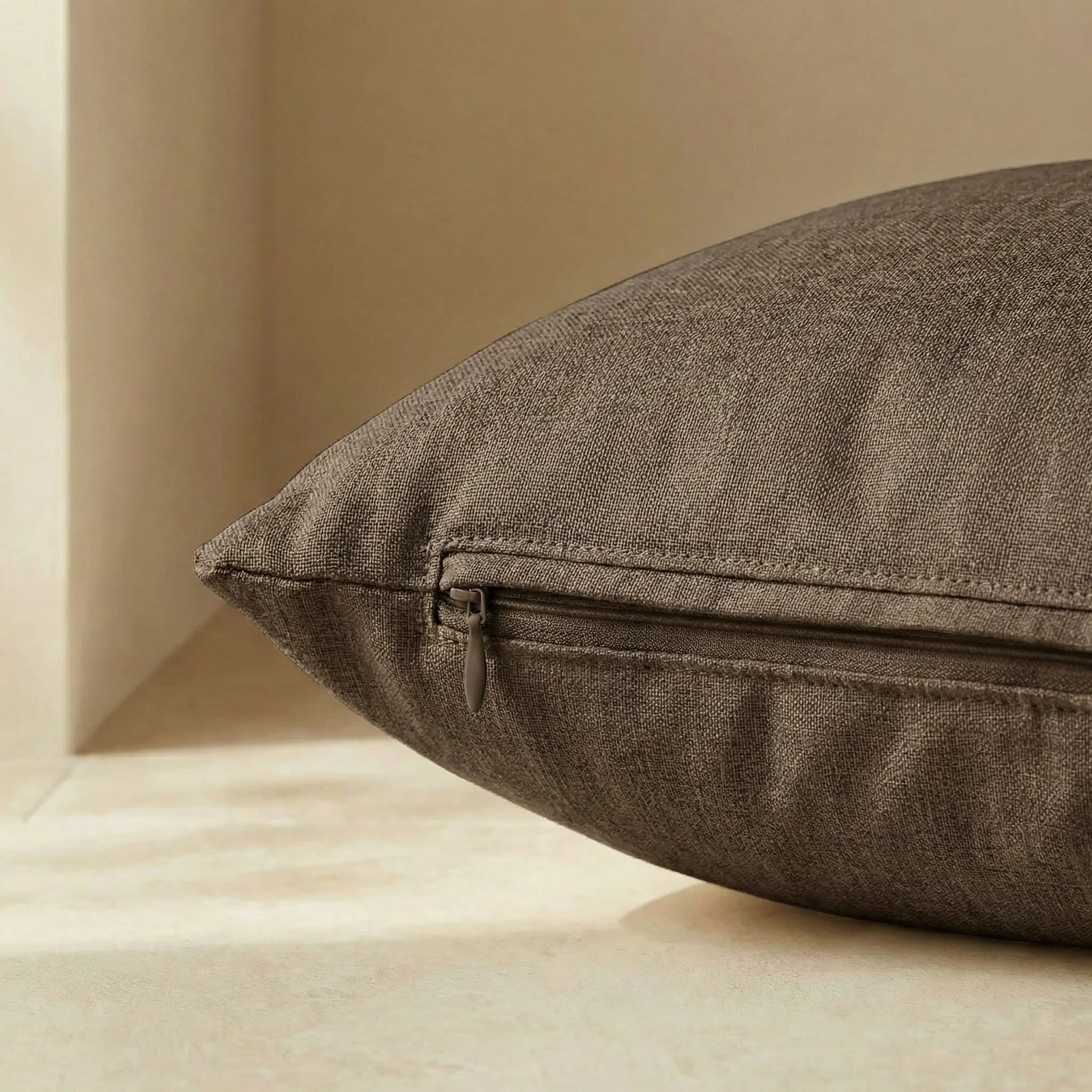 Cama para mascotas desenfundable antimanchas Mocha Marron