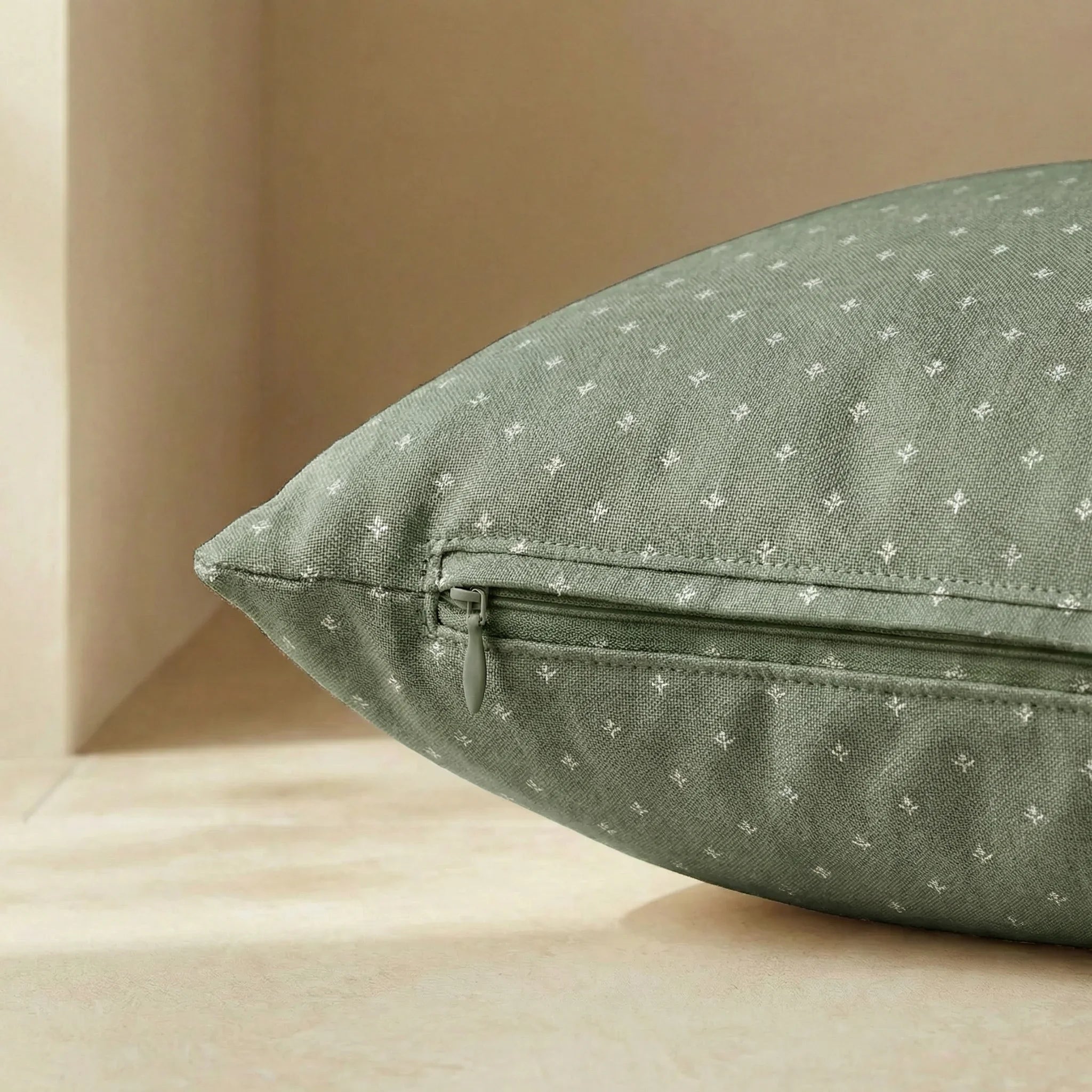 Funda para cama de mascota antimanchas Monina Dusky 8