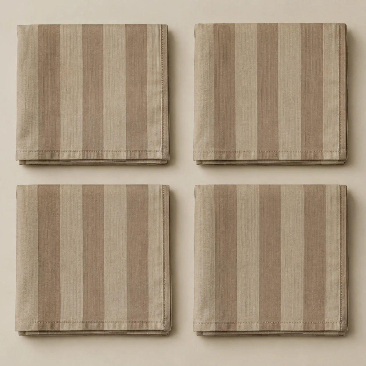 Pack de 4 unidades servilletas Romani Marrón