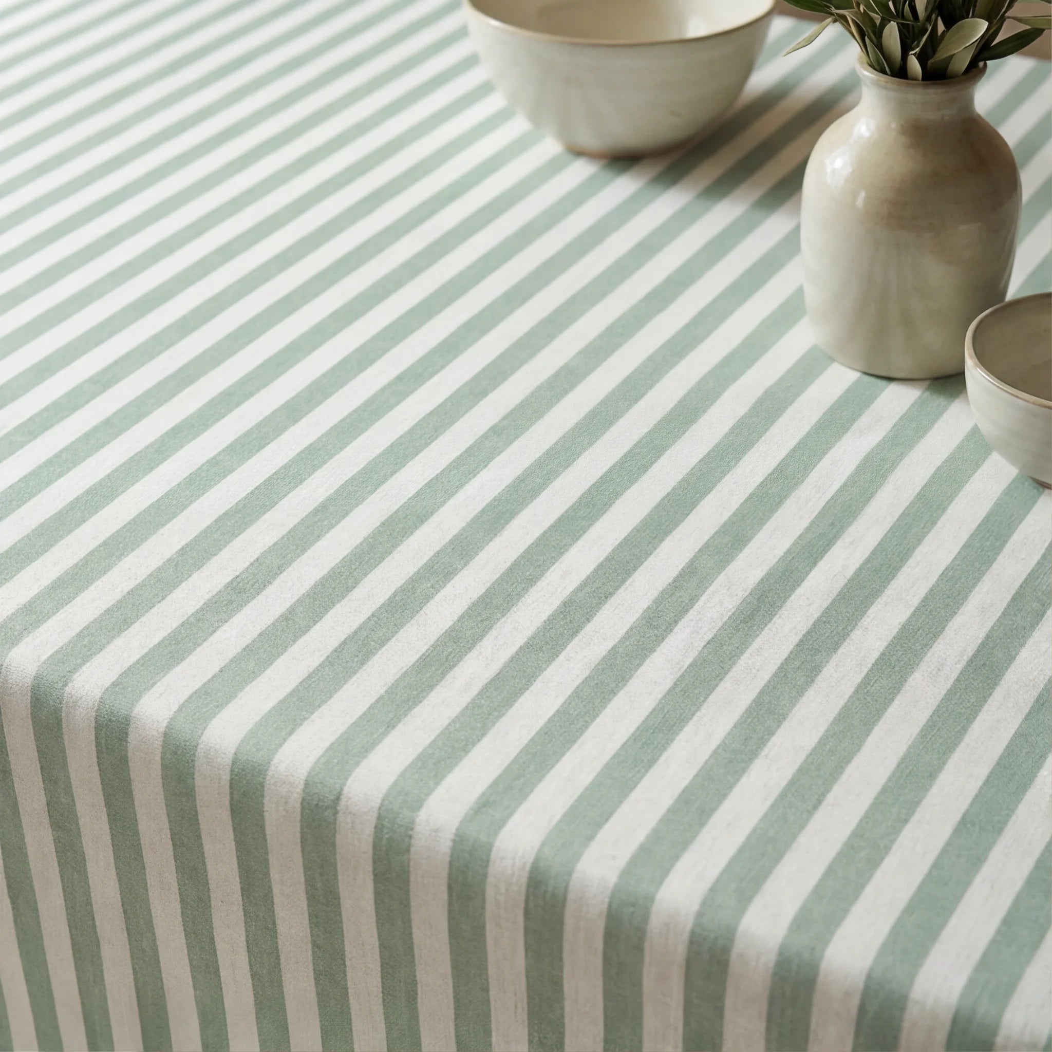 Mantel resinado antimanchas 100% algodón Seleni Verde