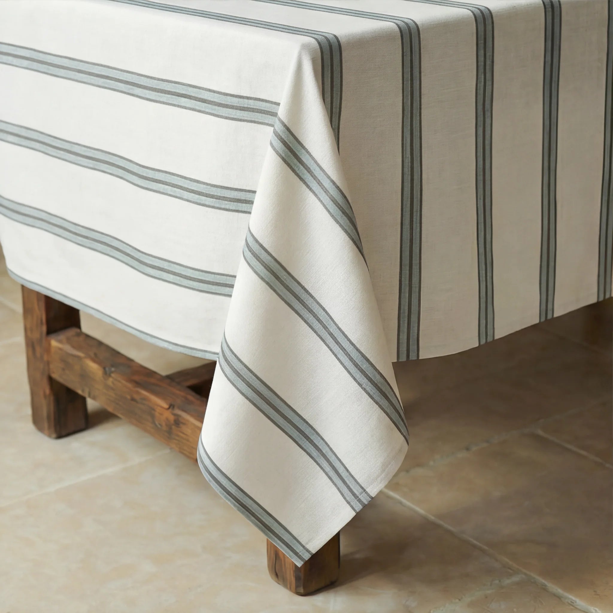 Mantel resinado antimanchas 100% algodón Talfi