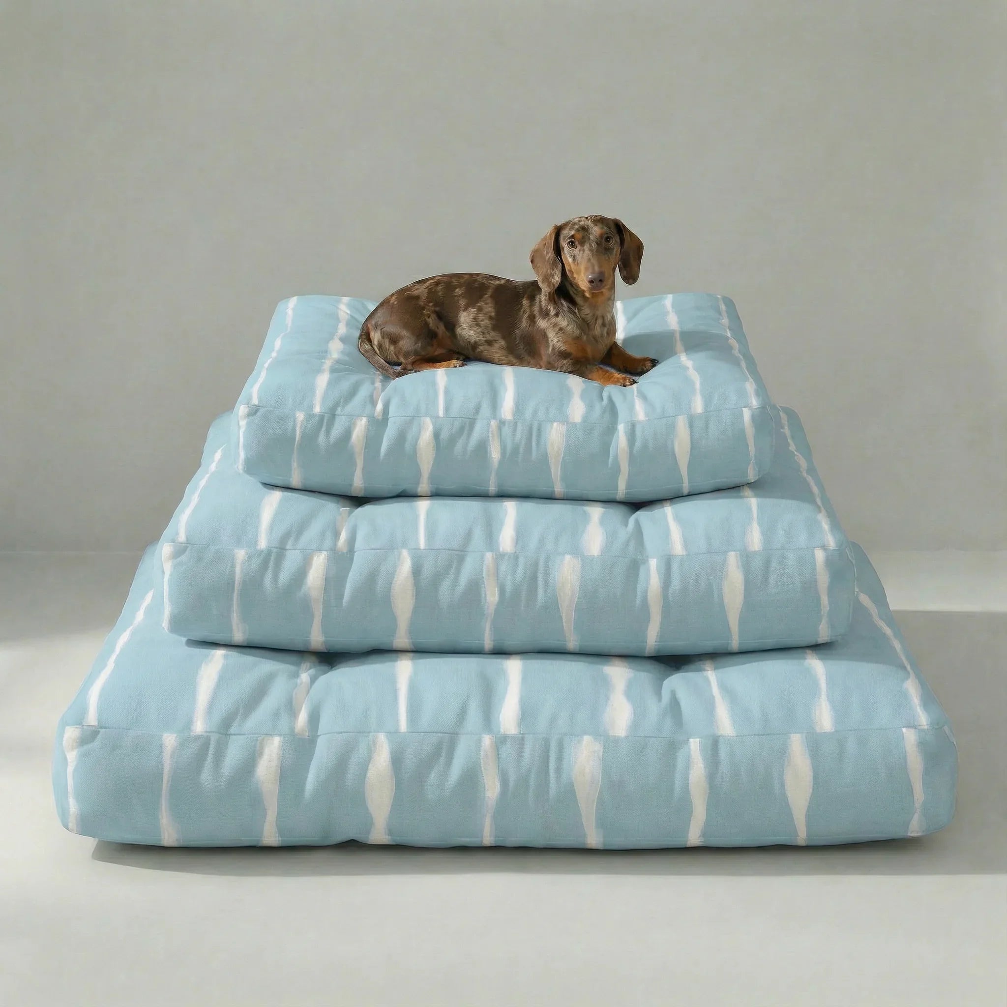 Cama para mascota gruesa y acolchada con acabado antimanchas Vera