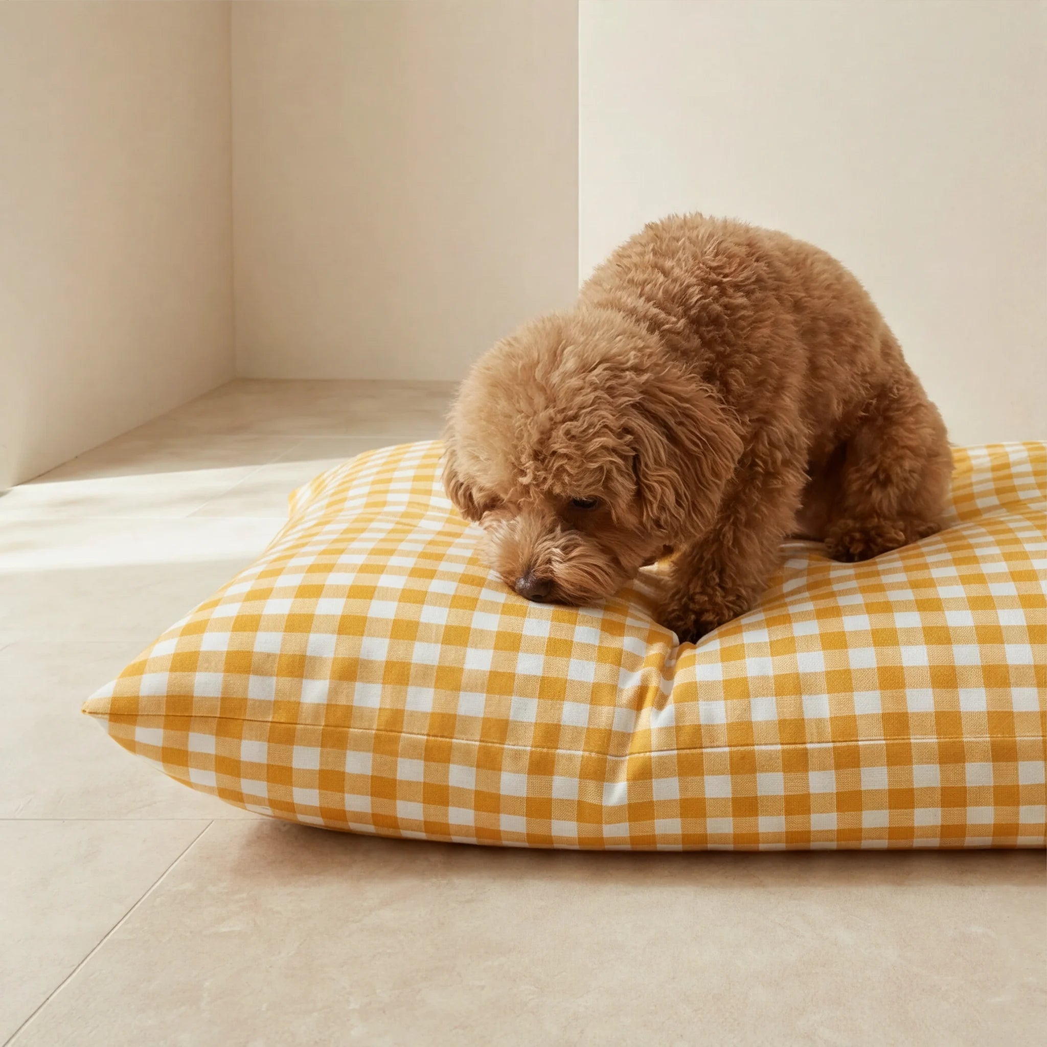Afneembaar vlekbestendig hondenbed Vichy Amarillo
