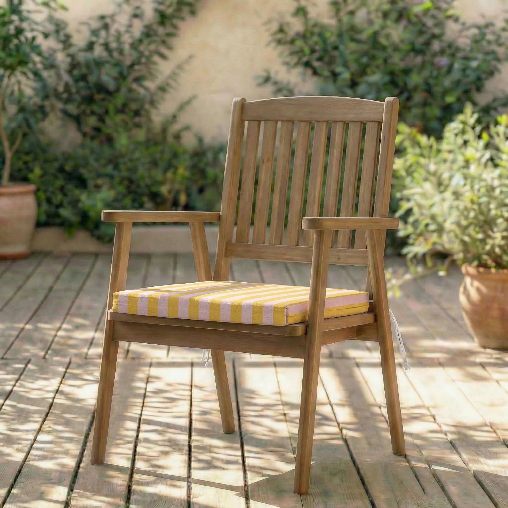 Cojín para asiento acolchado Maglia Yema y Rosa 40x40x5 cm