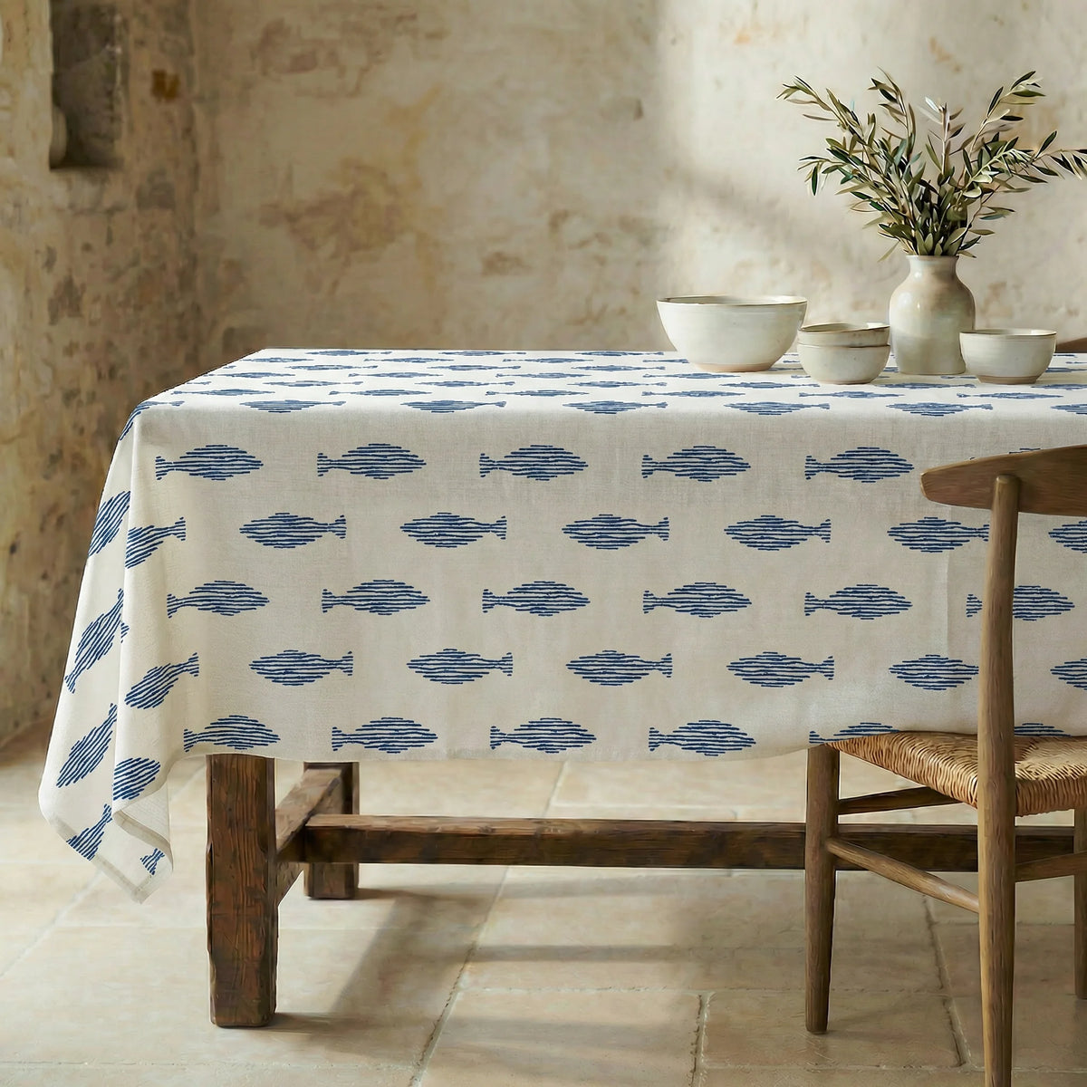 Fleckabweisende Tischdecke 100% Baumwolle Gyala Azul – Muaré