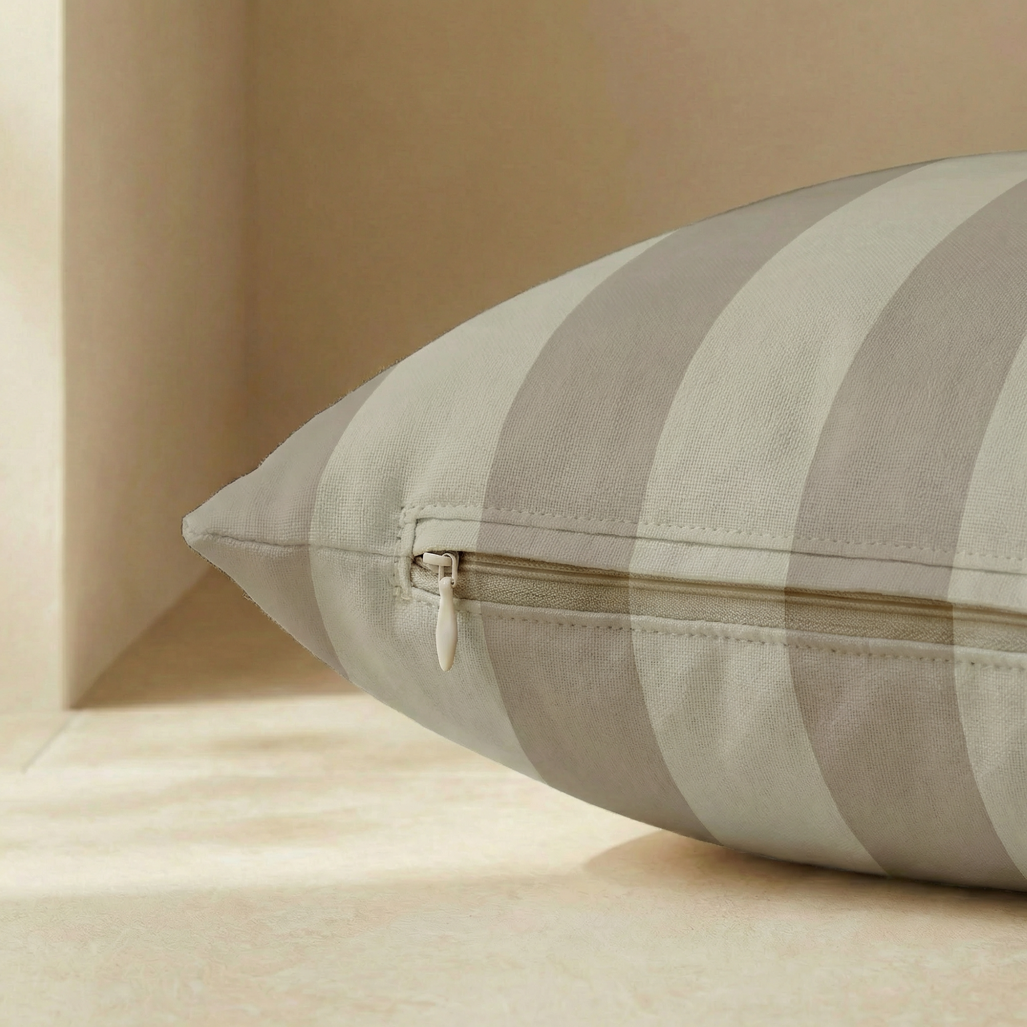 Funda para cama de mascota antimanchas Romani Marron