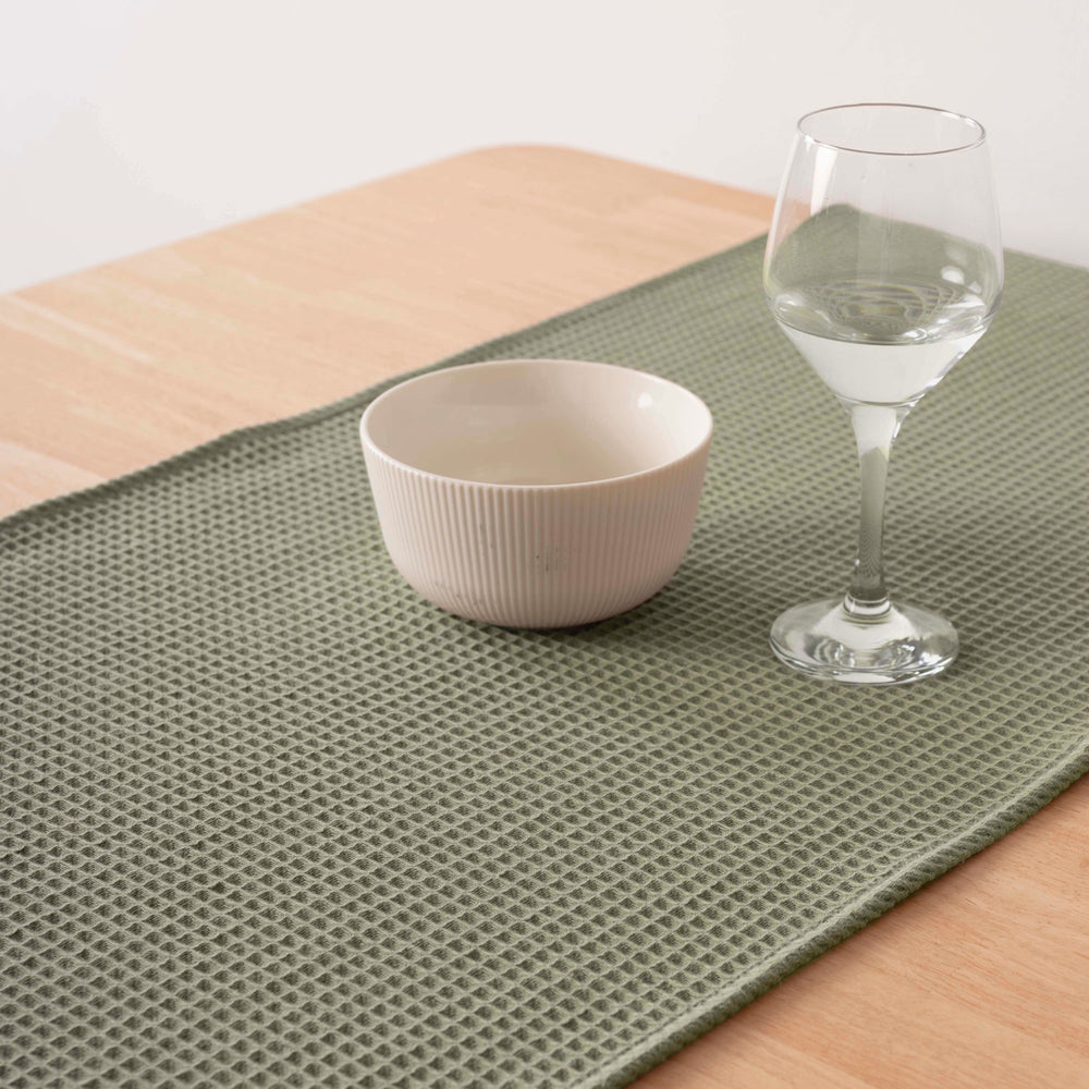 Chemin de table Gaufre Désert Sauge 45x140 cm